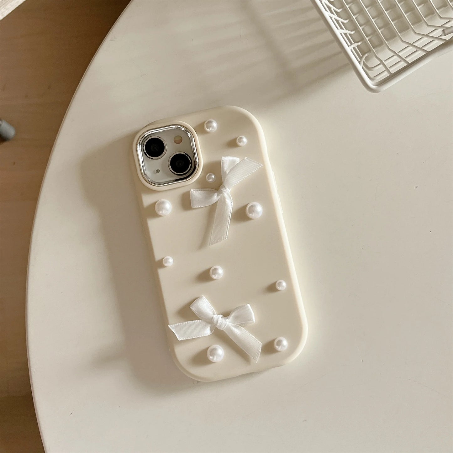 For iPhone 15 14 13 12 11 16 Pro Max Case 3D Pearl Bowknot Drop-proof Silicone Protective Cover With Pearl Bow Chain
