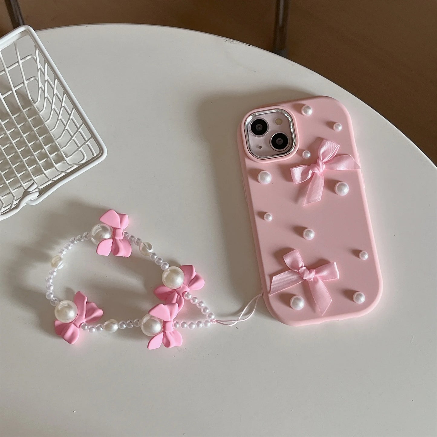 For iPhone 15 14 13 12 11 16 Pro Max Case 3D Pearl Bowknot Drop-proof Silicone Protective Cover With Pearl Bow Chain